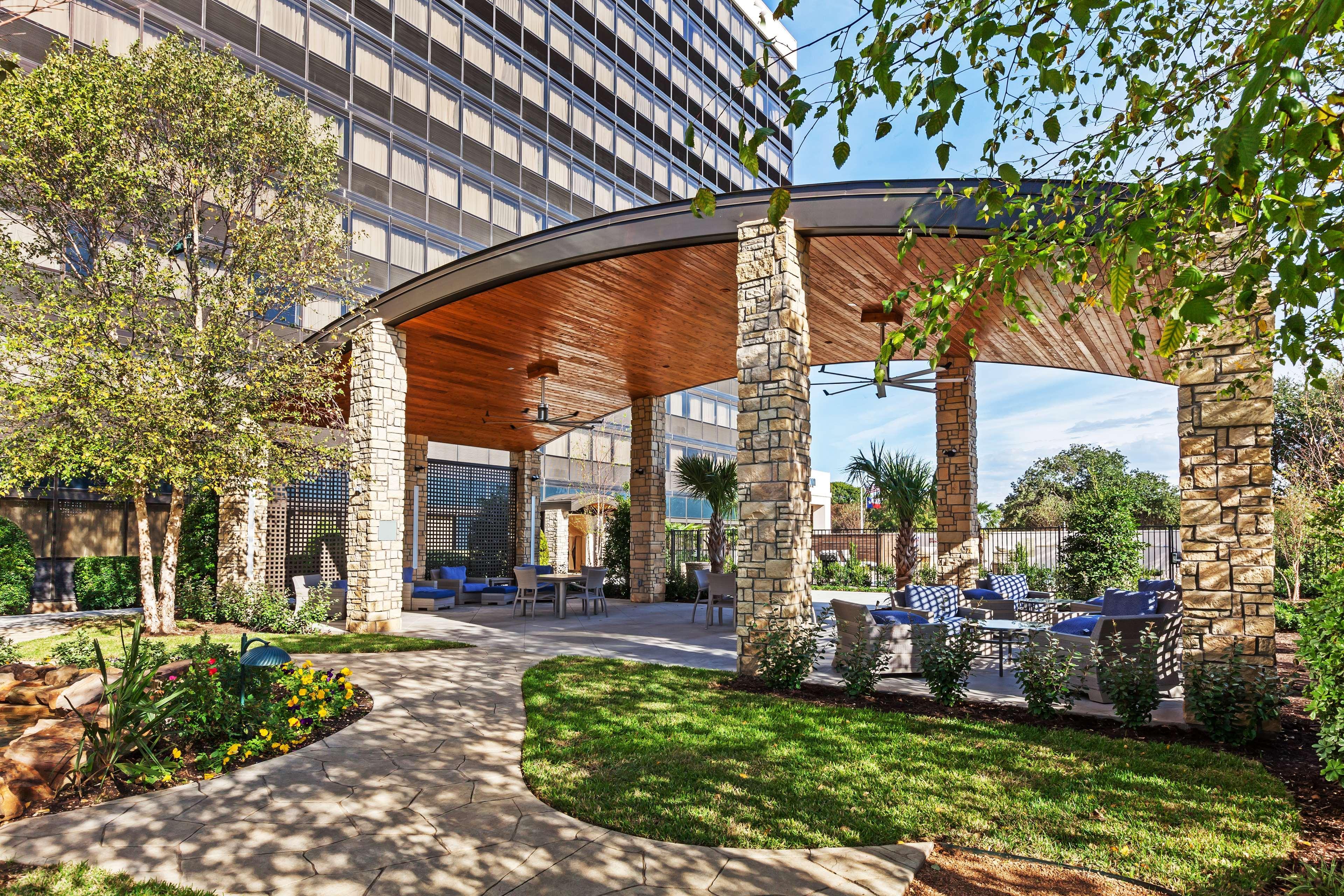 Hilton Waco Hotel Kültér fotó